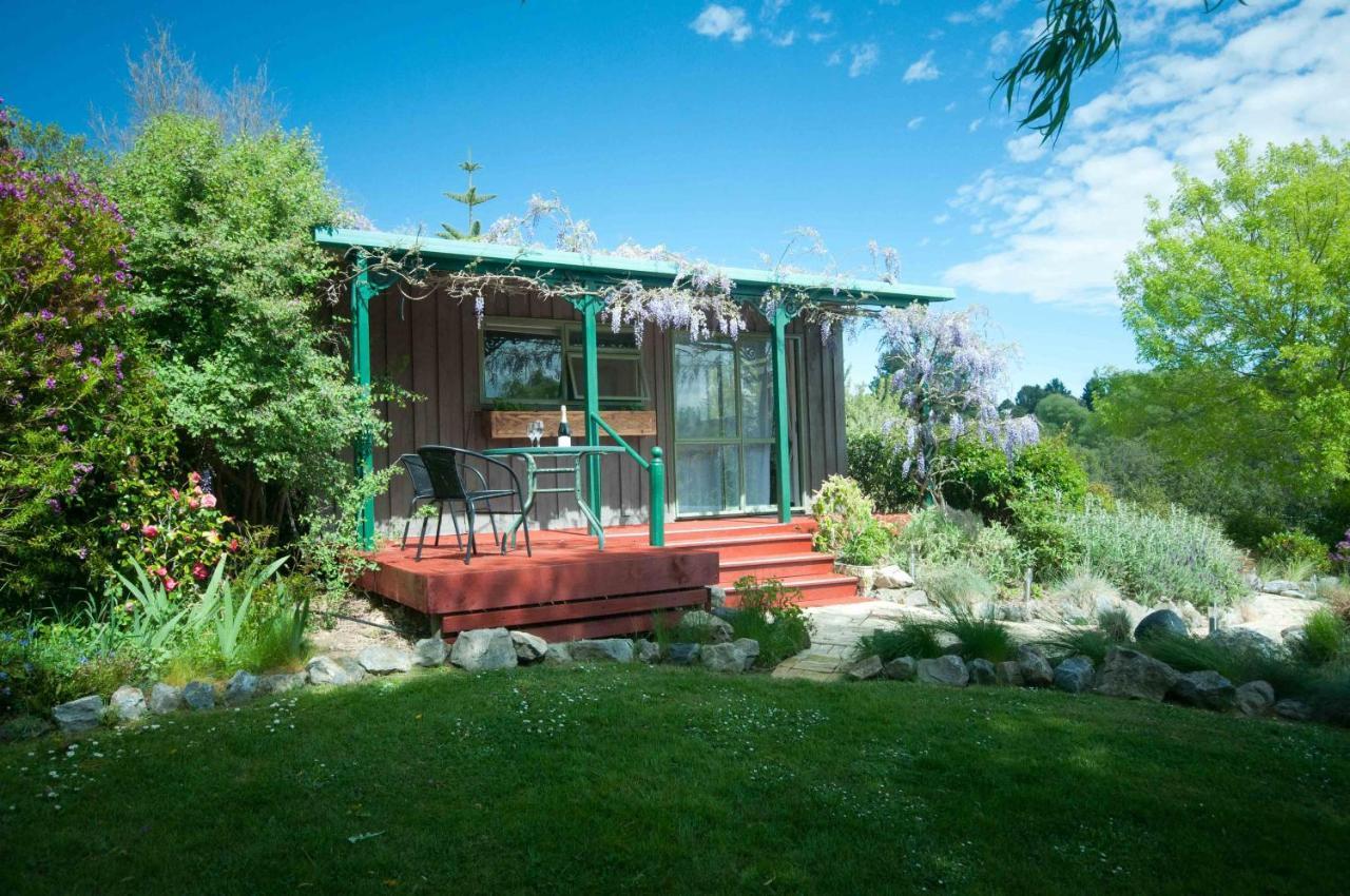 Waterwheel Cottage Upper Moutere Ngoại thất bức ảnh